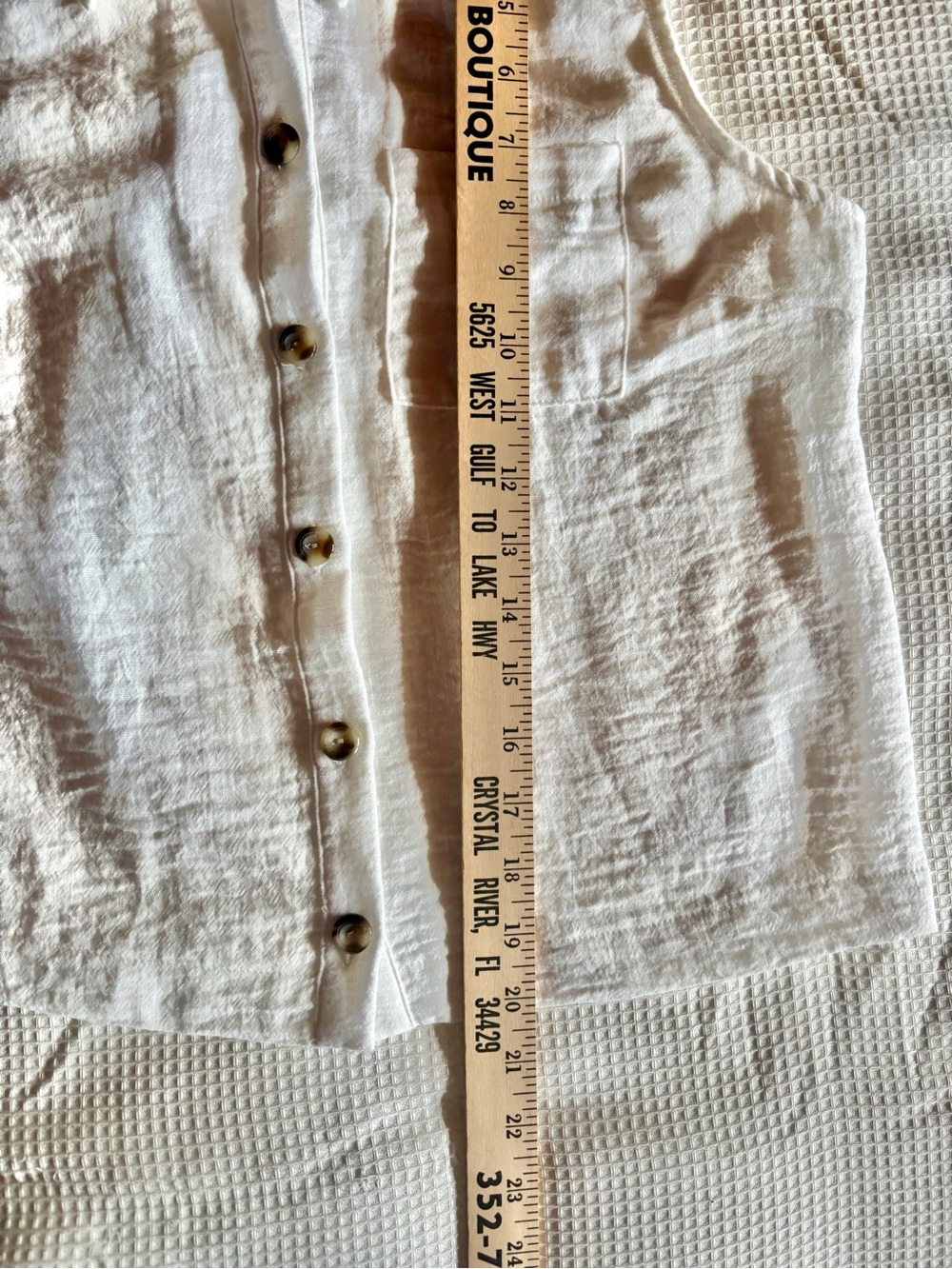 monteau los angeles white textured button front sleeveless top medium coastal - Picture 8 of 8